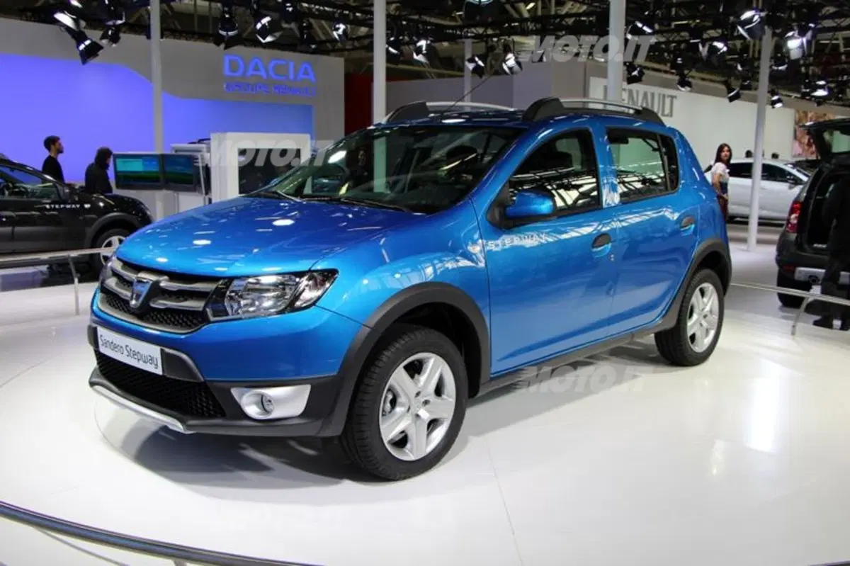 Dacia al Motor Show 2012