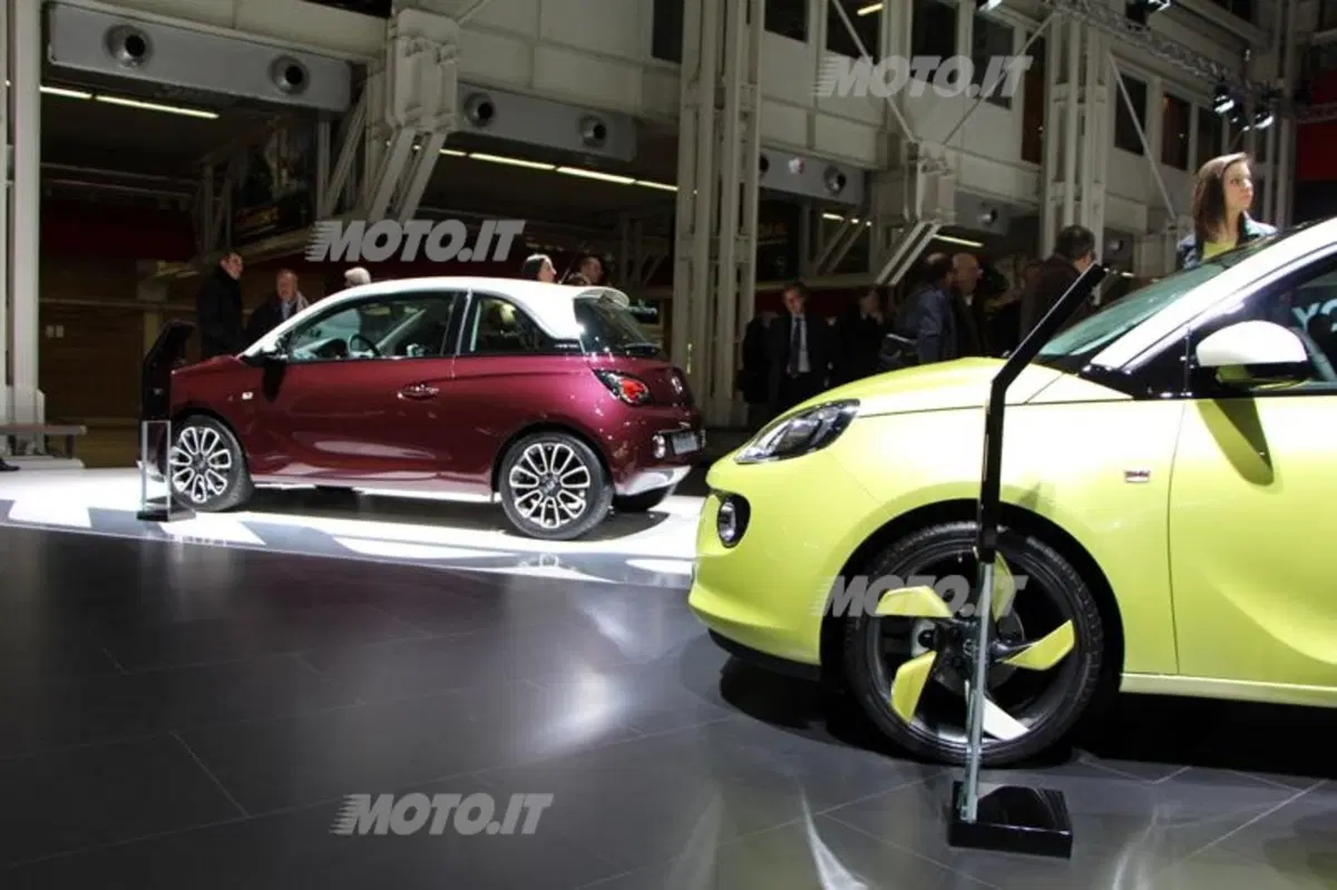Opel al Motor Show 2012 (9)