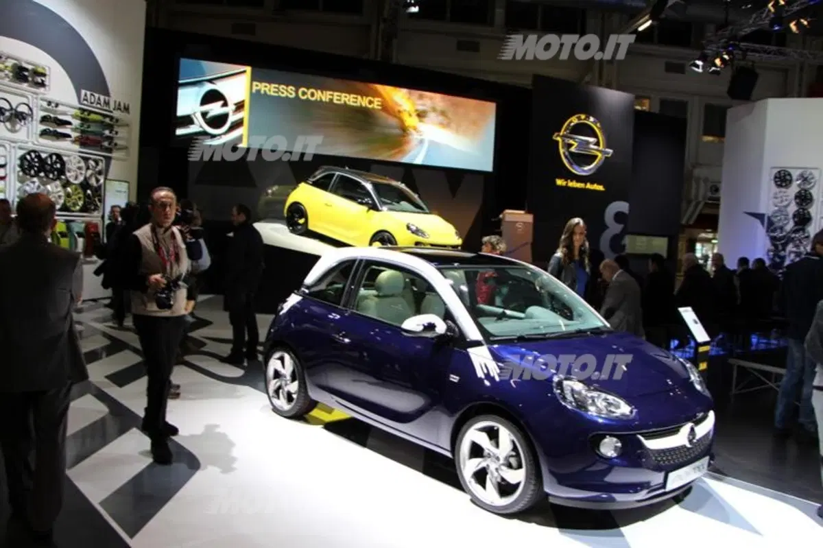 Opel al Motor Show 2012 (10)