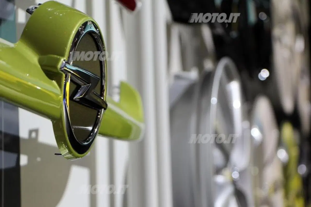 Opel al Motor Show 2012 (38)