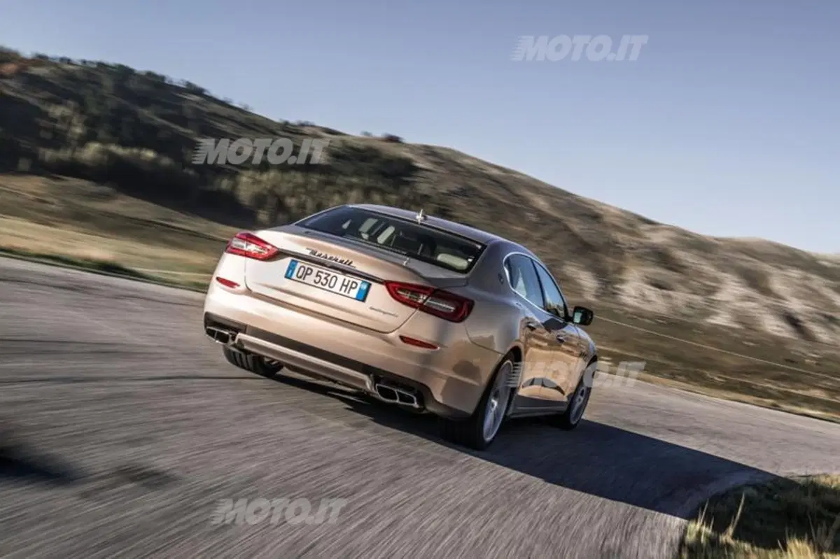 Nuova Maserati Quattroporte: da 410 a 530 CV (3)