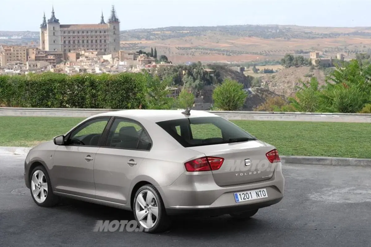 Nuova Seat Toledo: listino prezzi (5)