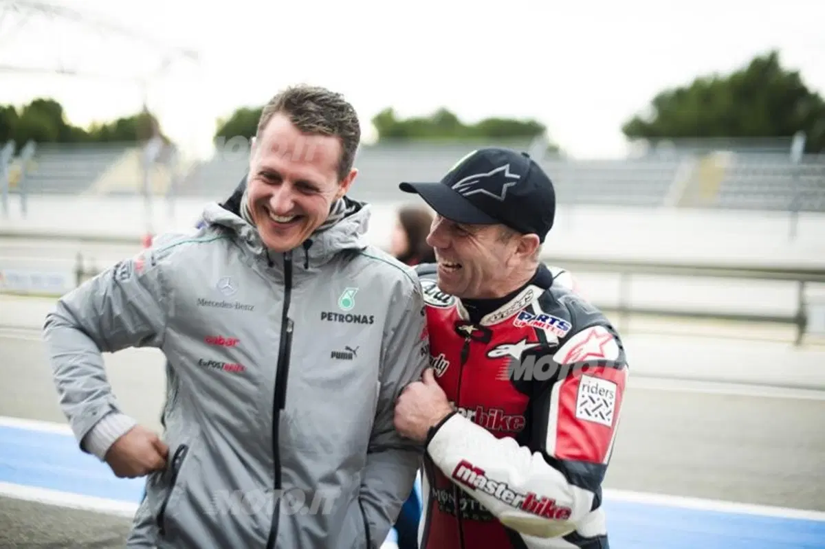 Schumacher, ancora in pista su due ruote (25)