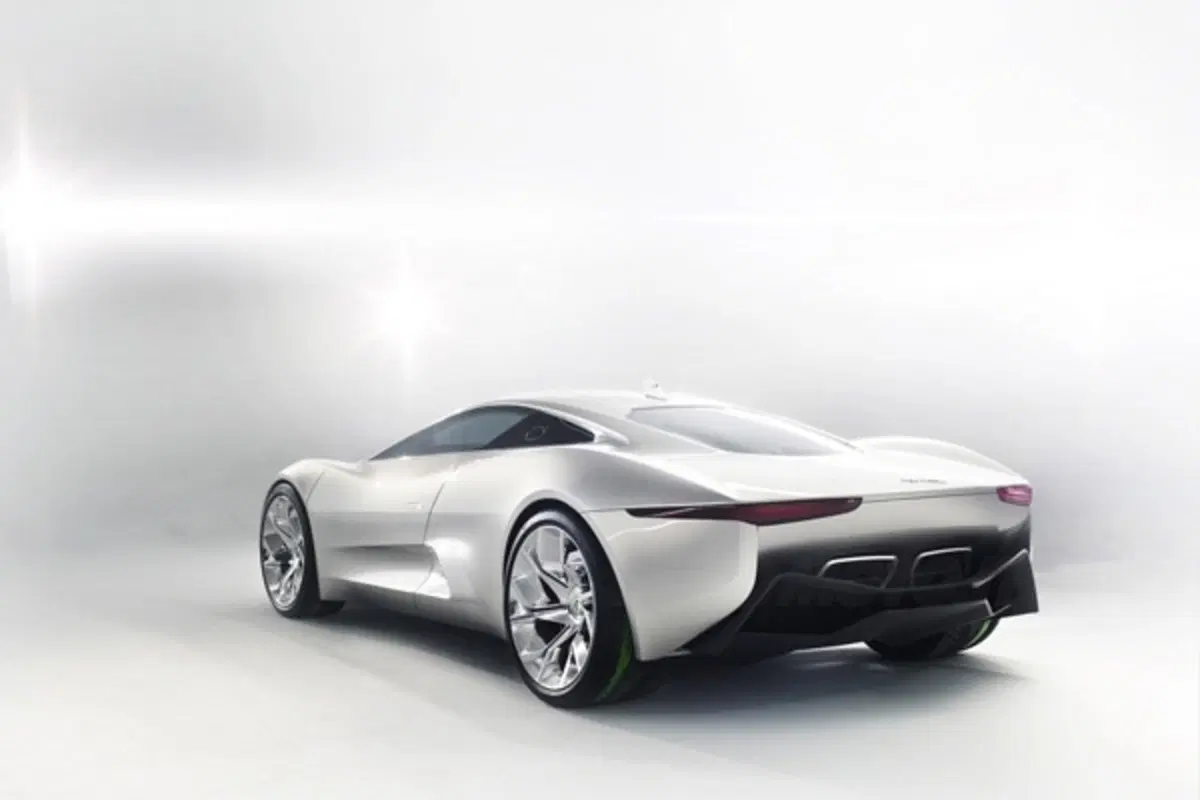 Jaguar C-X75: nessun futuro per la supercar britannica (7)