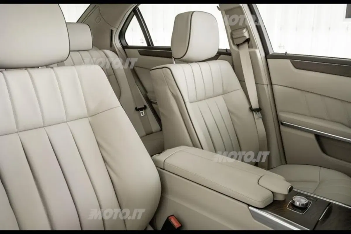 Mercedes-Benz Classe E restyling (46)