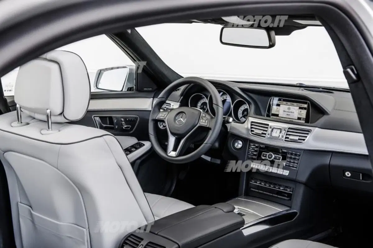 Mercedes-Benz Classe E restyling (48)