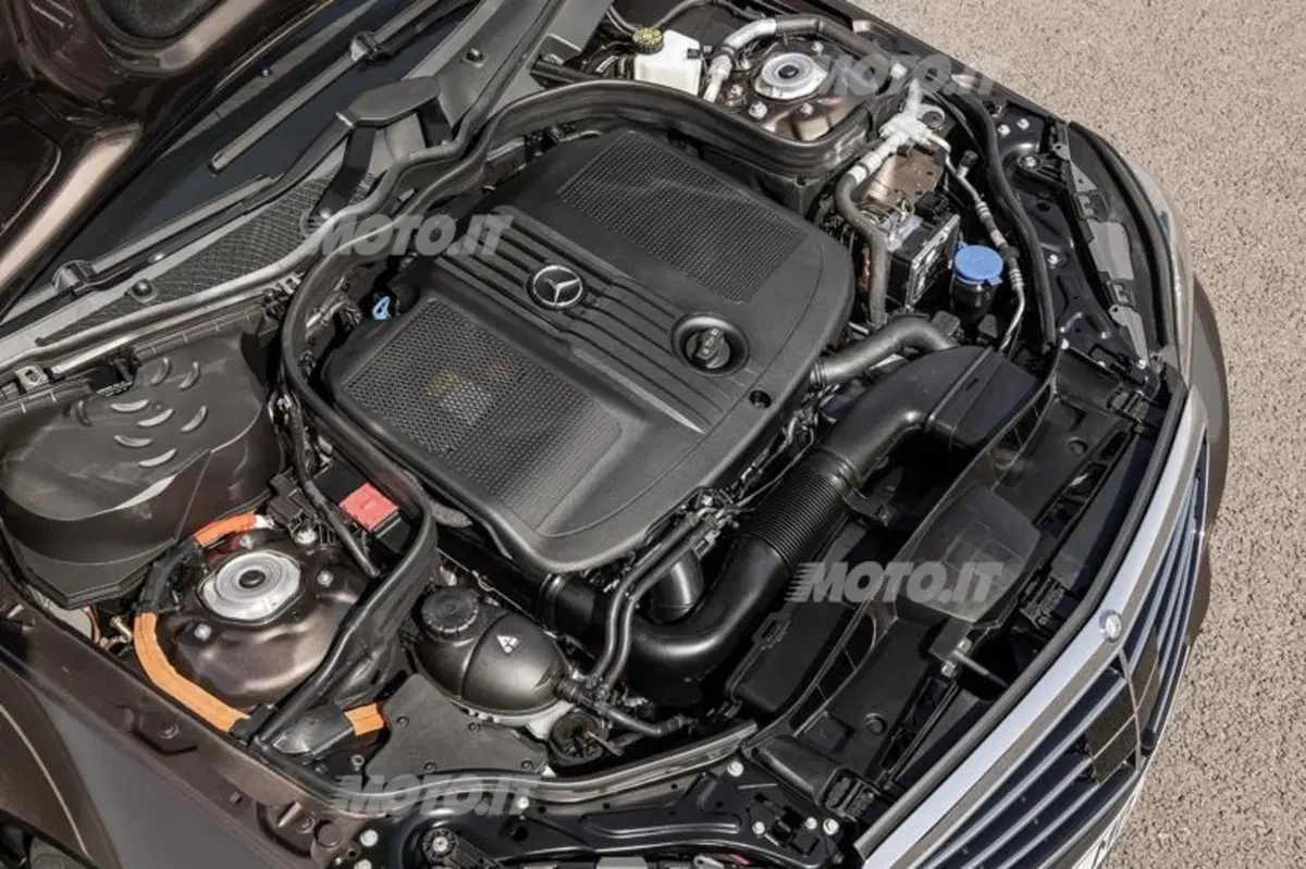 Mercedes-Benz Classe E restyling (53)