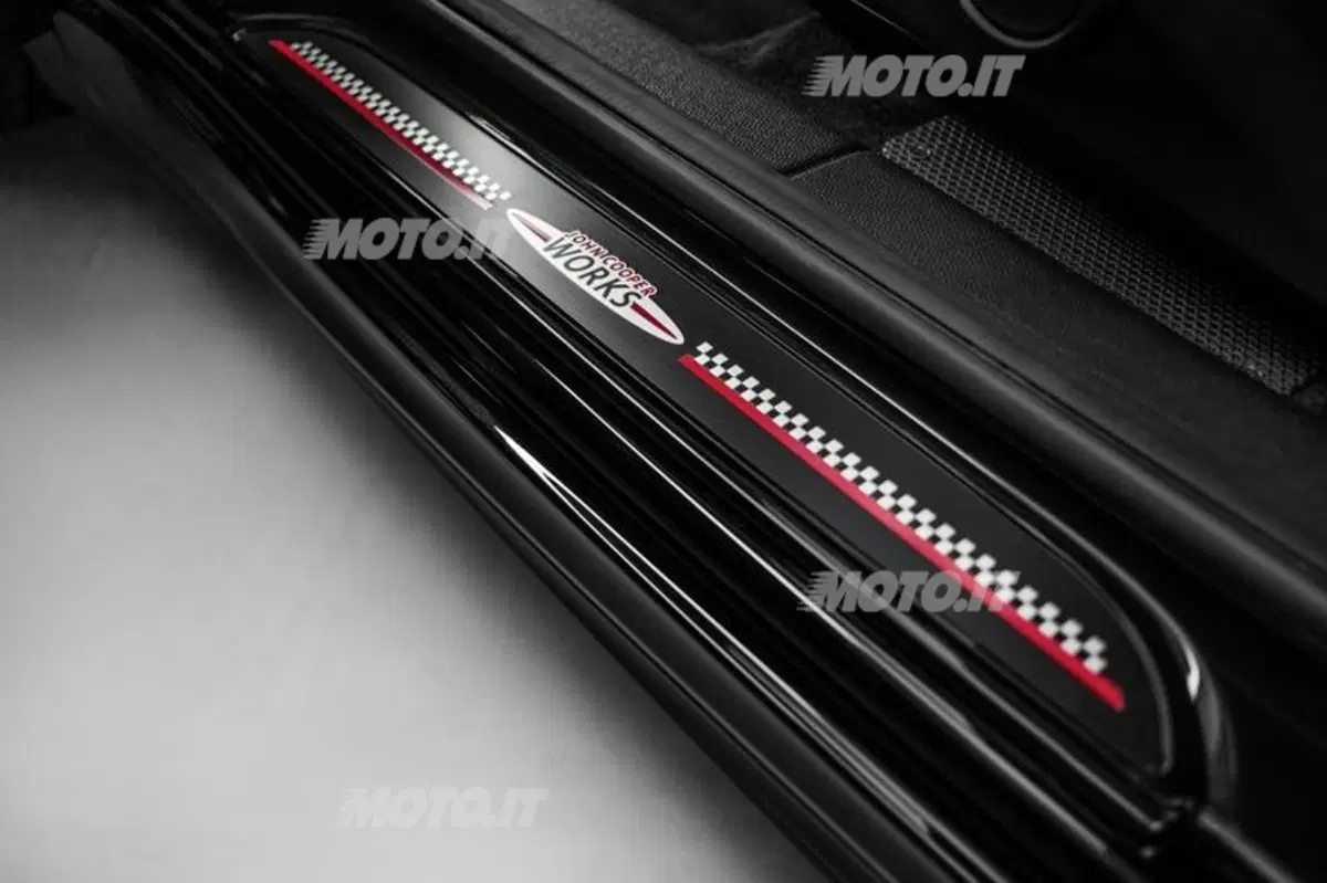 Mini John Cooper Works Paceman (18)