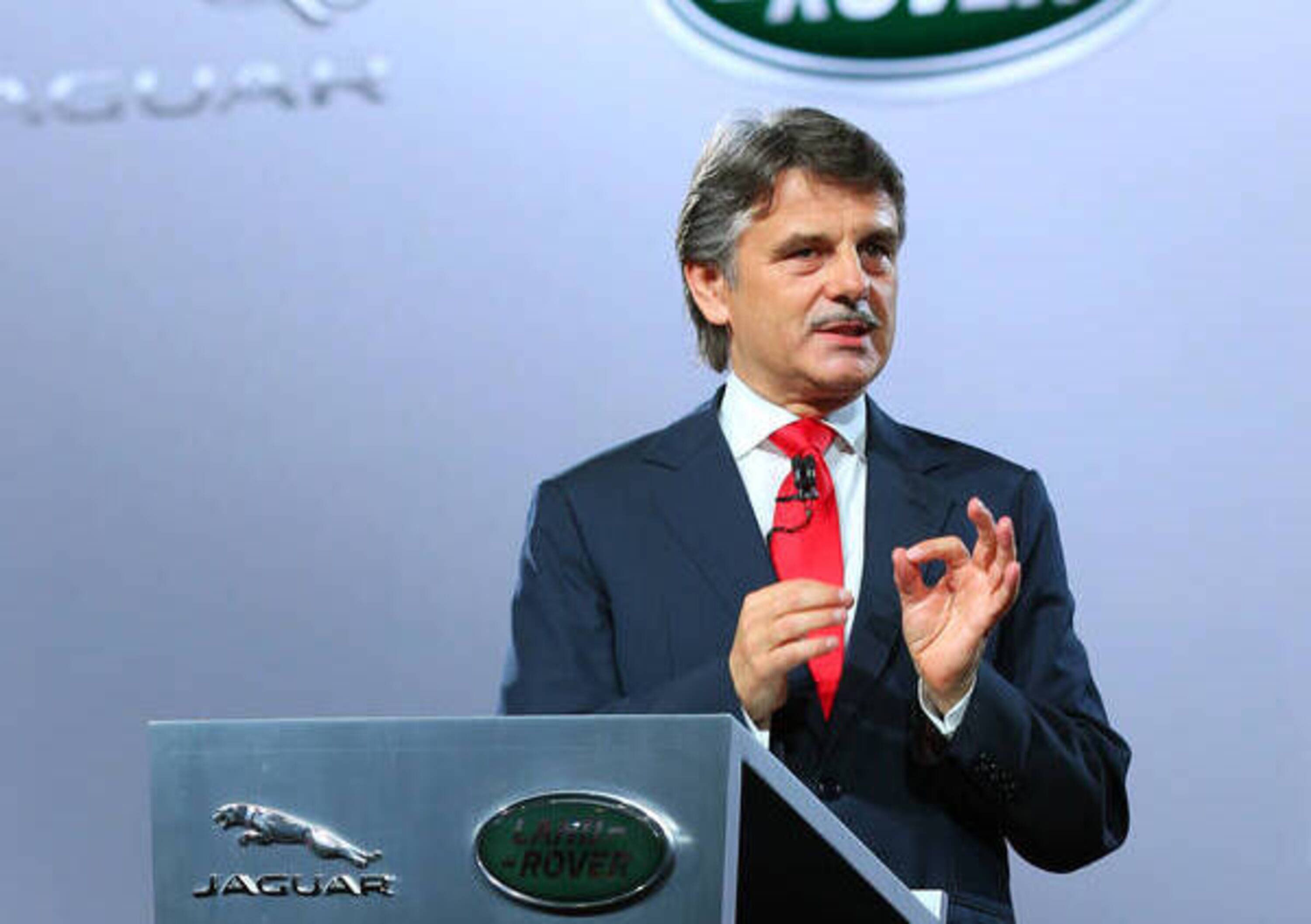 Jaguar Land Rover: firmato accordo per nuovo stabilimento in Arabia Saudita