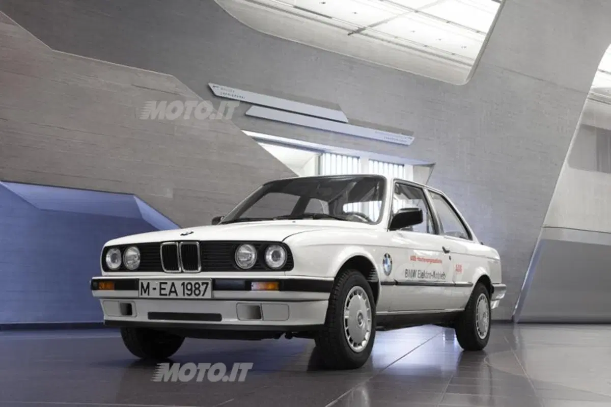 BMW: la i3 celebrerà 40 anni di tecnologia elettrica dell'Elica (17)