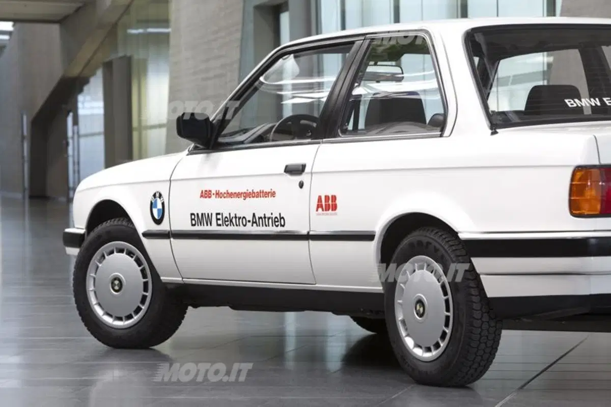 BMW: la i3 celebrerà 40 anni di tecnologia elettrica dell'Elica (25)