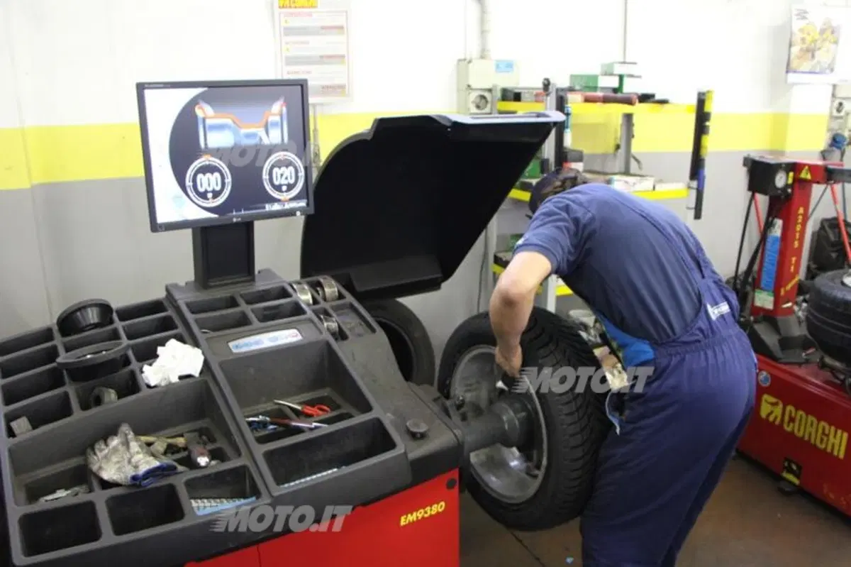 Gomme invernali: Michelin Alpin A4 sulla nostra Peugeot 208 (13)