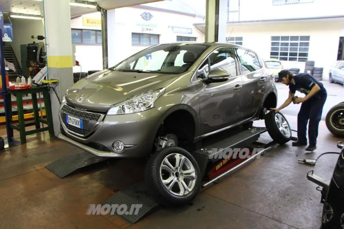 Gomme invernali: Michelin Alpin A4 sulla nostra Peugeot 208 (16)