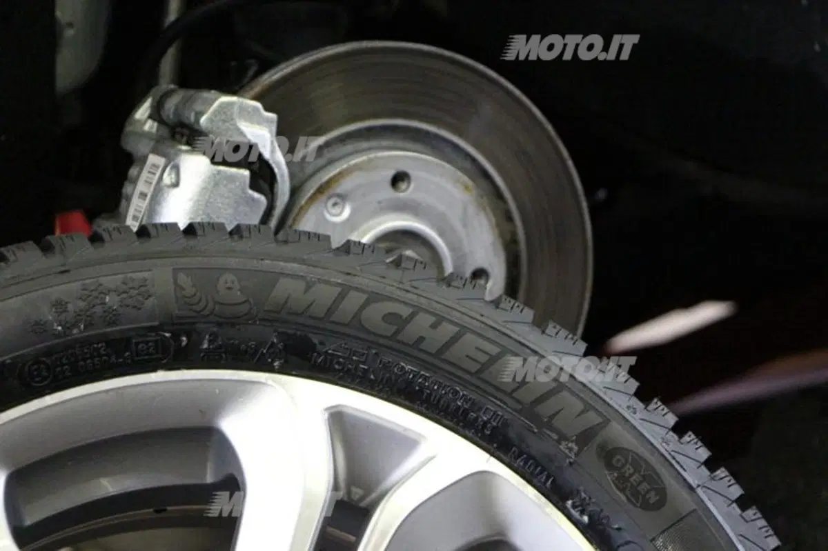 Gomme invernali: Michelin Alpin A4 sulla nostra Peugeot 208 (17)