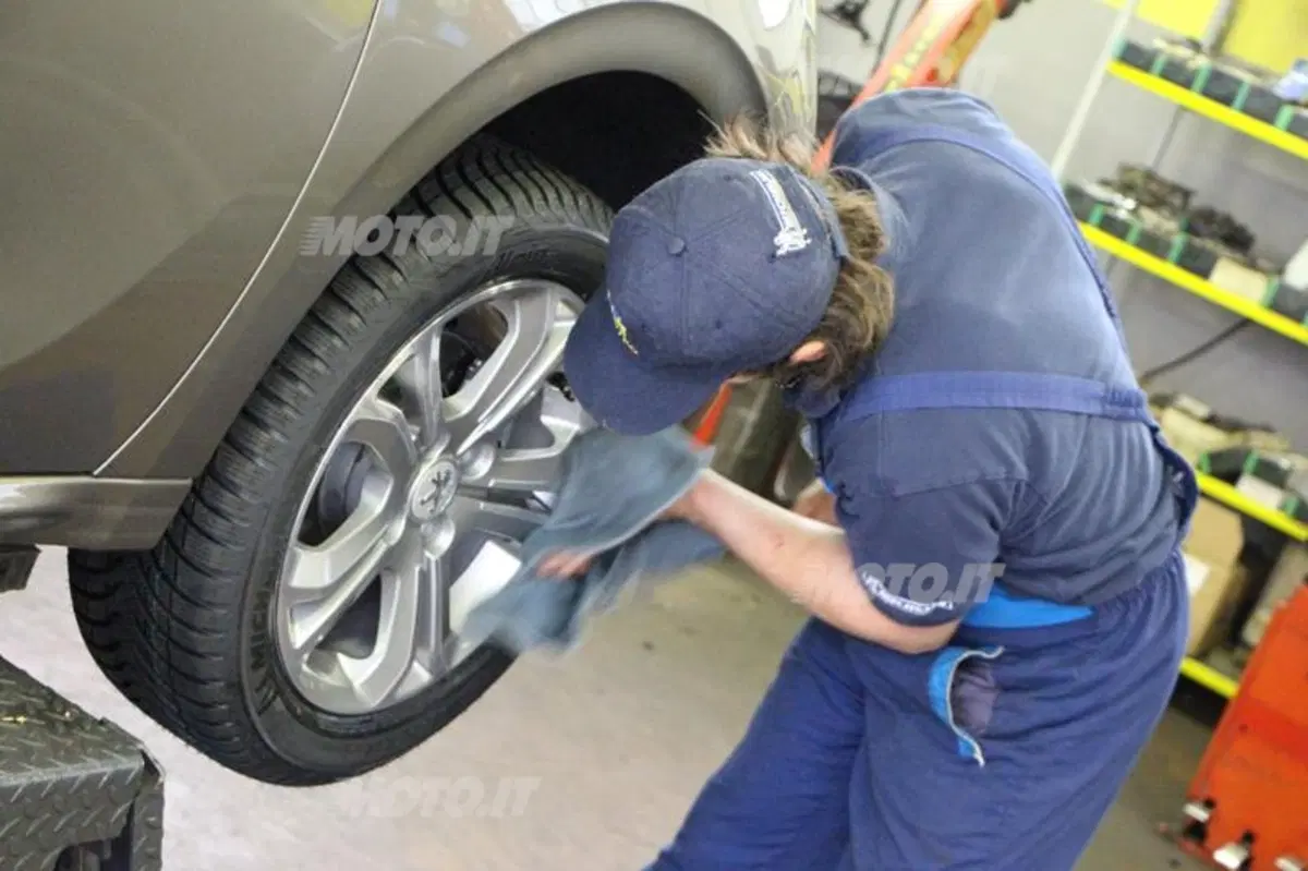 Gomme invernali: Michelin Alpin A4 sulla nostra Peugeot 208 (31)