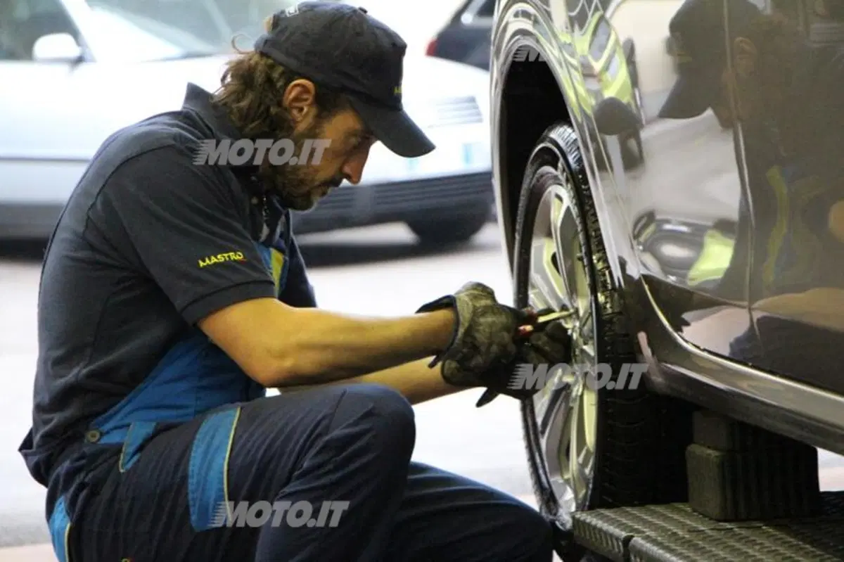 Gomme invernali: Michelin Alpin A4 sulla nostra Peugeot 208 (36)