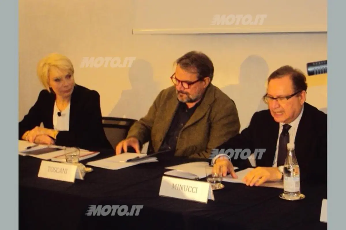 Oliviero Toscani firma la nuova campagna Ania per la sicurezza stradale (6)