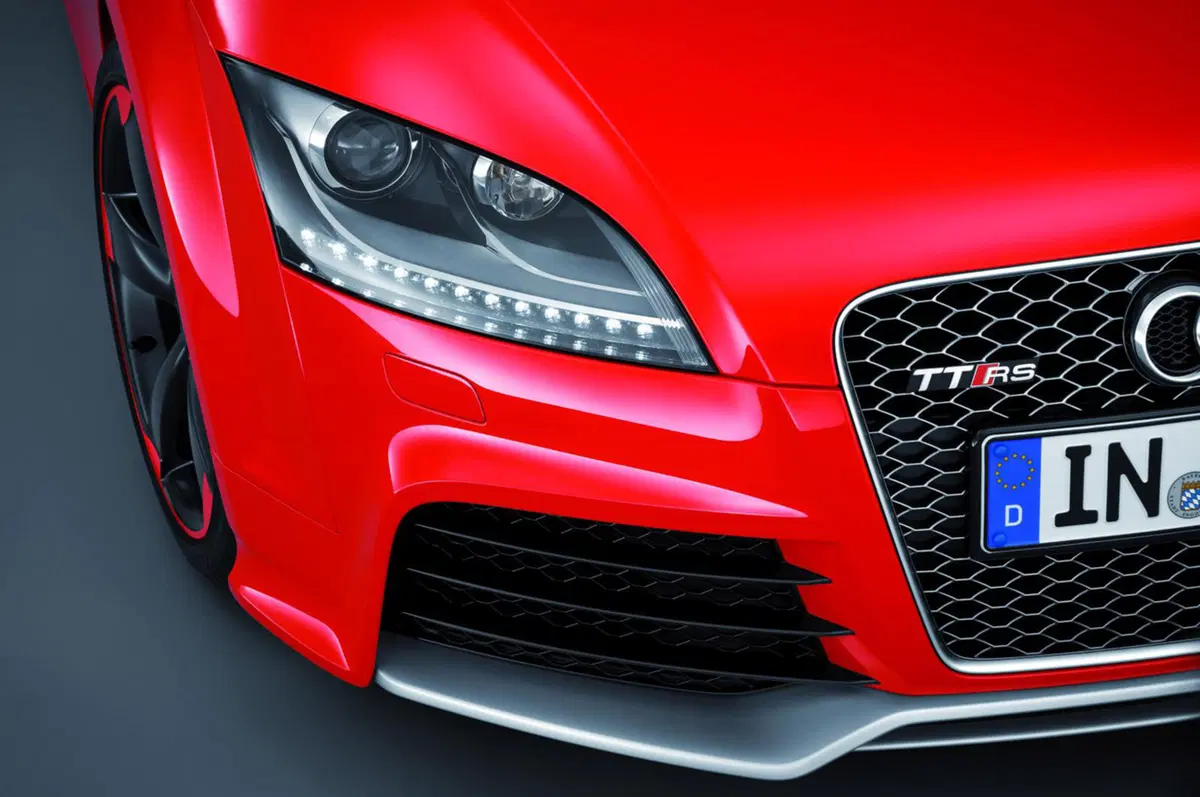 Audi TT RS plus: listino prezzi (7)