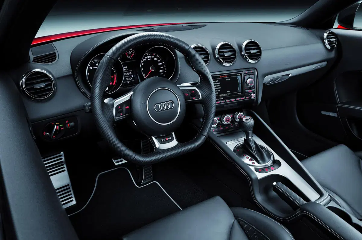 Audi TT RS plus: listino prezzi (10)