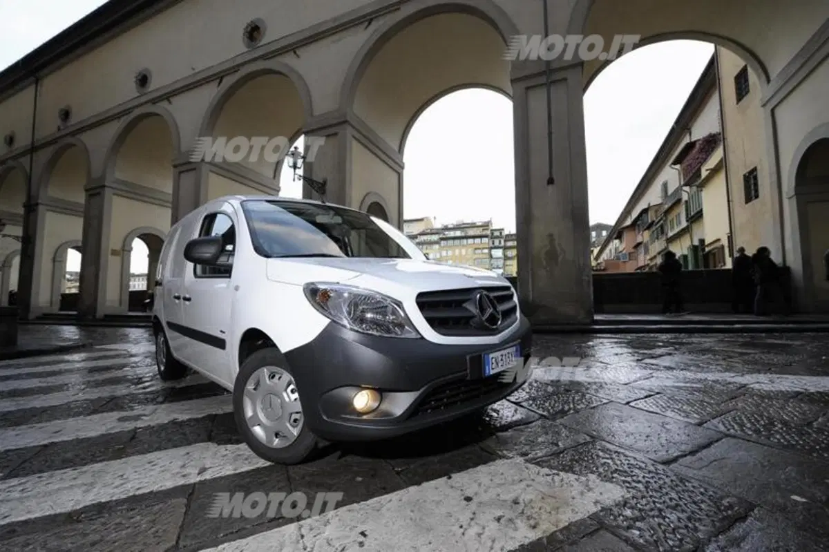 Nuovo Mercedes-Benz Citan: listino prezzi (19)