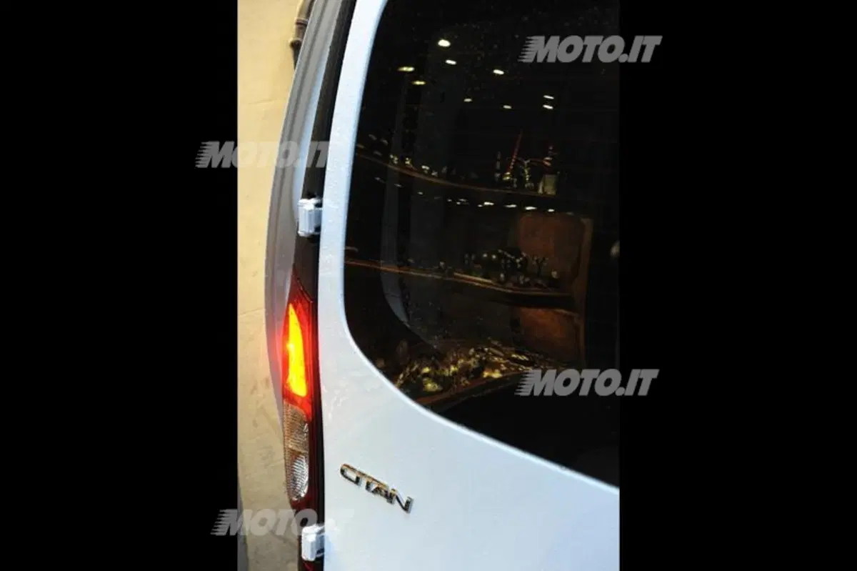 Nuovo Mercedes-Benz Citan: listino prezzi (25)