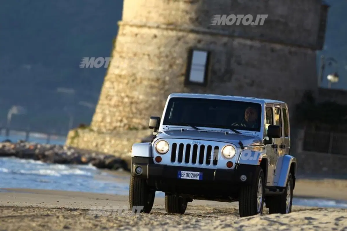 Jeep Wrangler Unlimited M.Y. 2013: cosa c'è di nuovo e quanto costa (3)