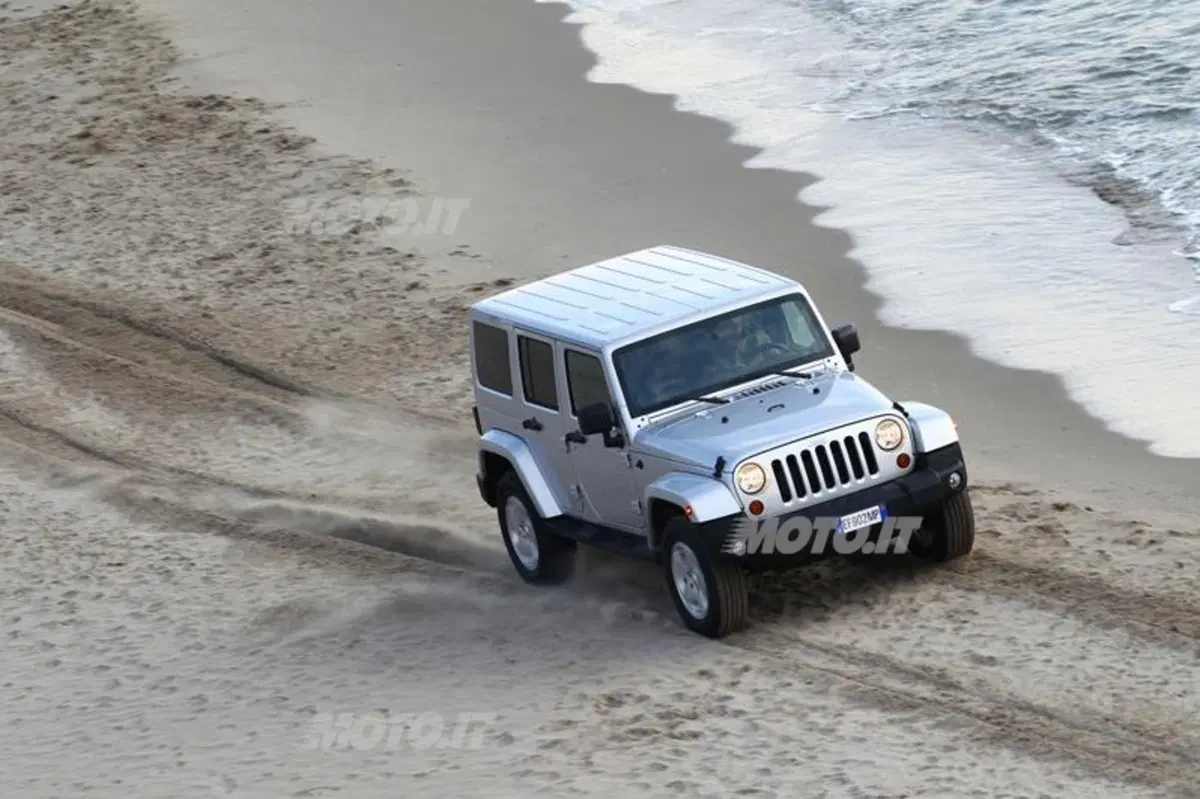 Jeep Wrangler Unlimited M.Y. 2013: cosa c'è di nuovo e quanto costa (5)