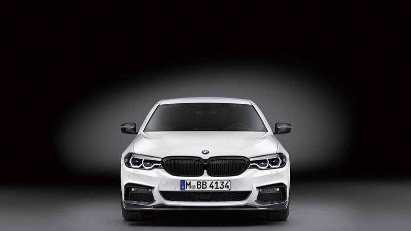 BMW Serie 5: ecco gli accessori M Performance