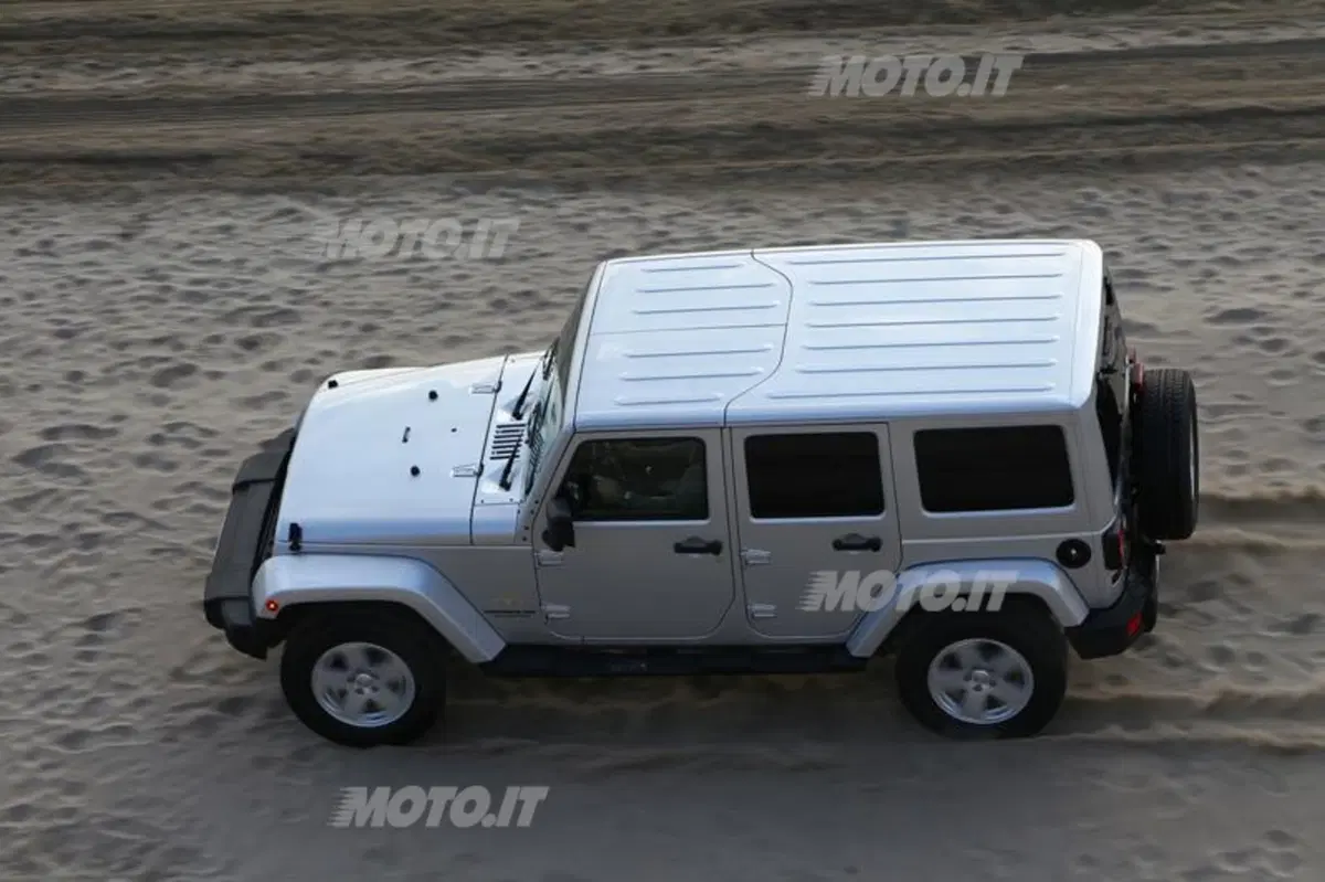 Jeep Wrangler Unlimited M.Y. 2013: cosa c'è di nuovo e quanto costa (12)