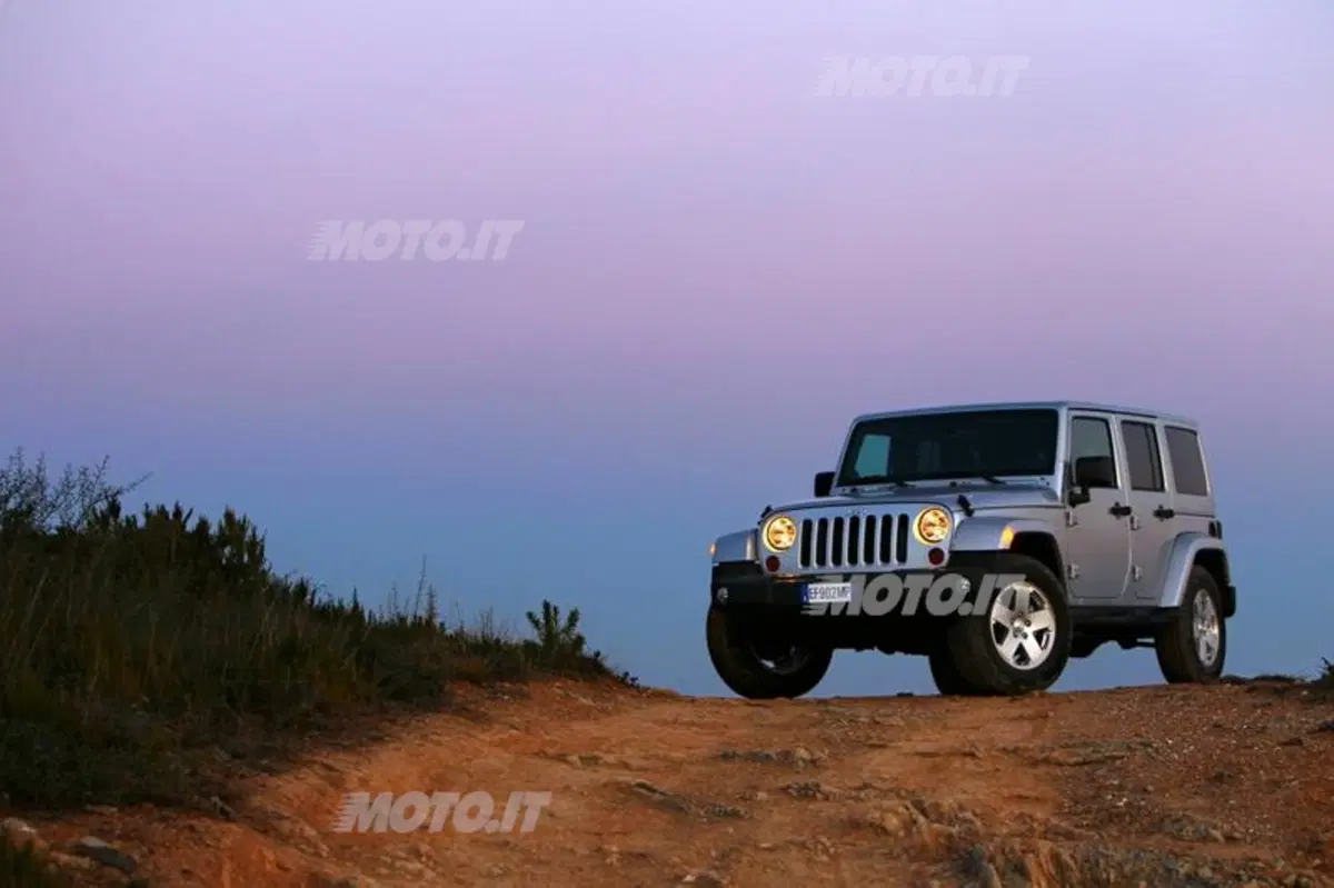 Jeep Wrangler Unlimited M.Y. 2013: cosa c'è di nuovo e quanto costa (19)