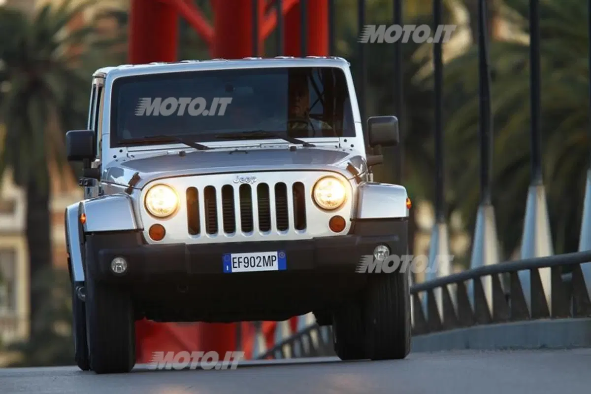 Jeep Wrangler Unlimited M.Y. 2013: cosa c'è di nuovo e quanto costa (23)