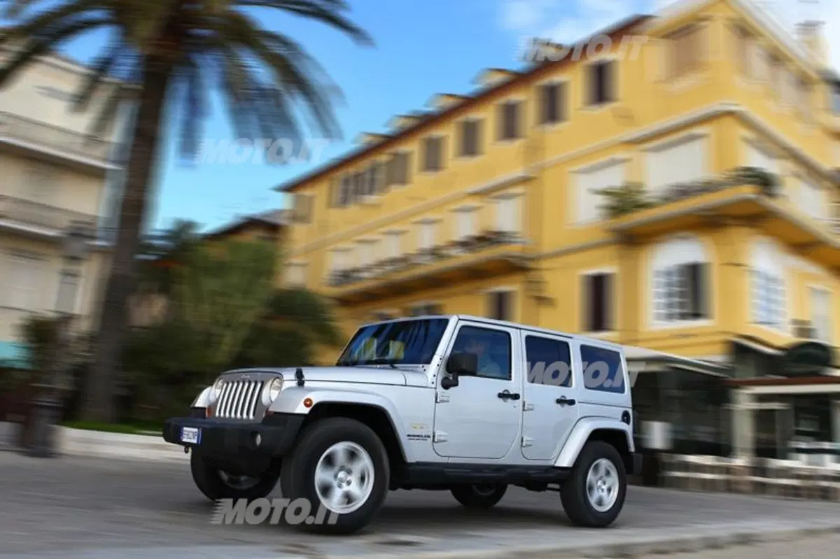 Jeep Wrangler Unlimited M.Y. 2013: cosa c'è di nuovo e quanto costa (25)