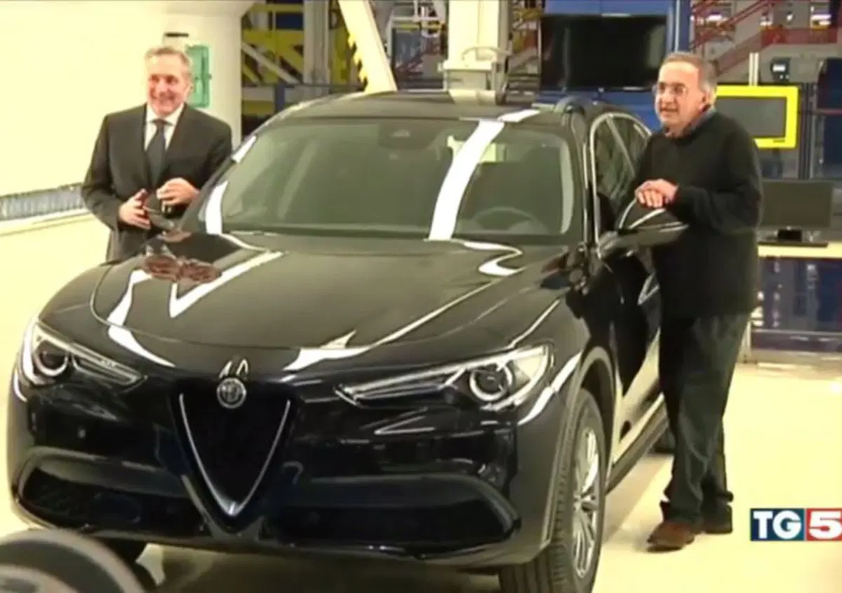 Alfa Romeo Stelvio: anteprima "scoop" al TG5 per la versione normale