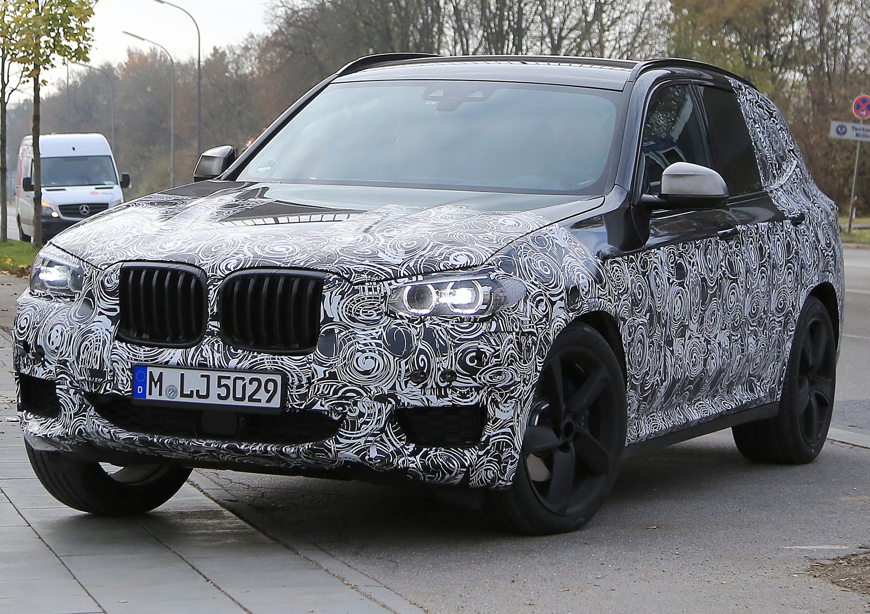 Nuova BMW X3: nuove foto dei prototipi in test