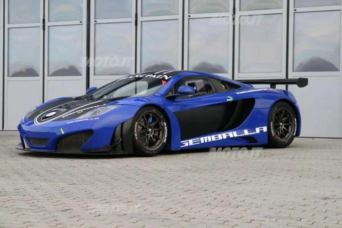 McLaren MP4-12C GT3: in vendita due vetture da gara firmate Gemballa (3)