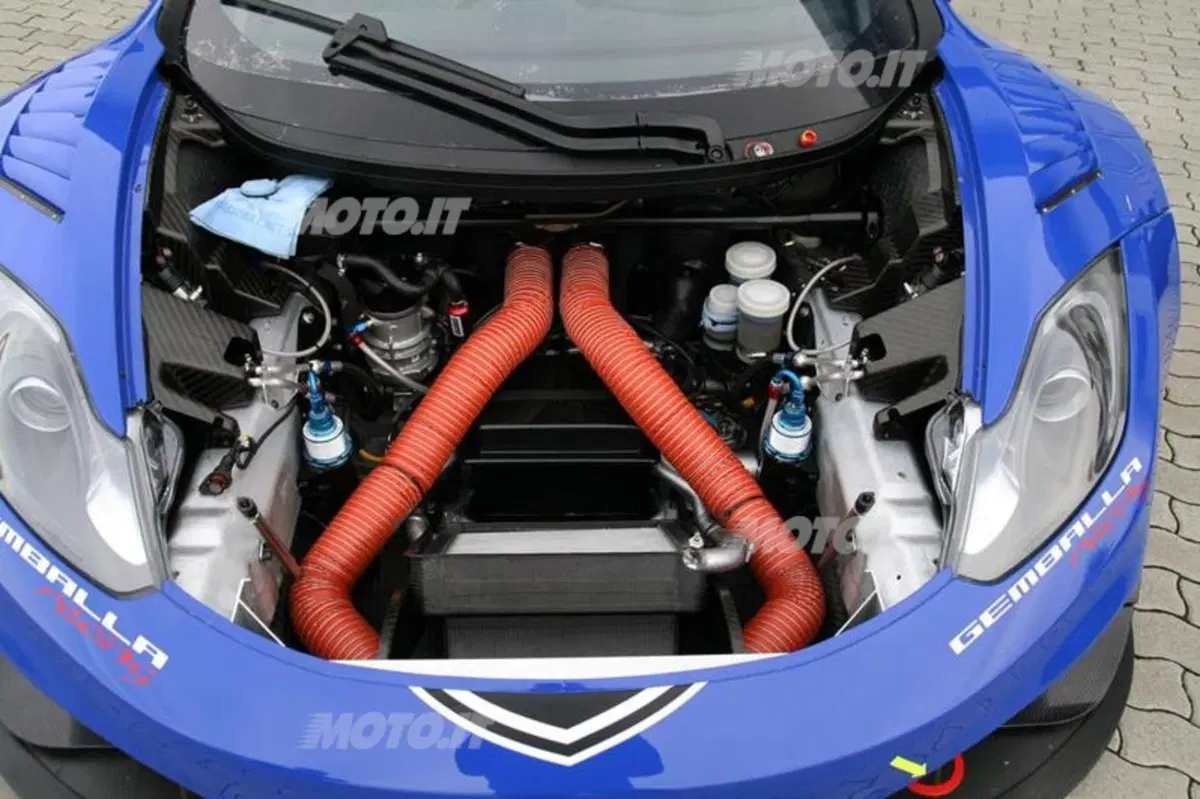 McLaren MP4-12C GT3: in vendita due vetture da gara firmate Gemballa (18)