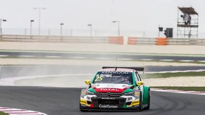 WTCC 2016, qualifiche Qatar: pole per Bennani