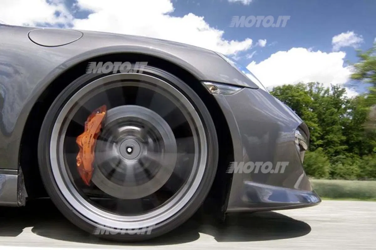 Gemballa Cabrio GT: un kit per la Porsche 911 Cabrio (7)