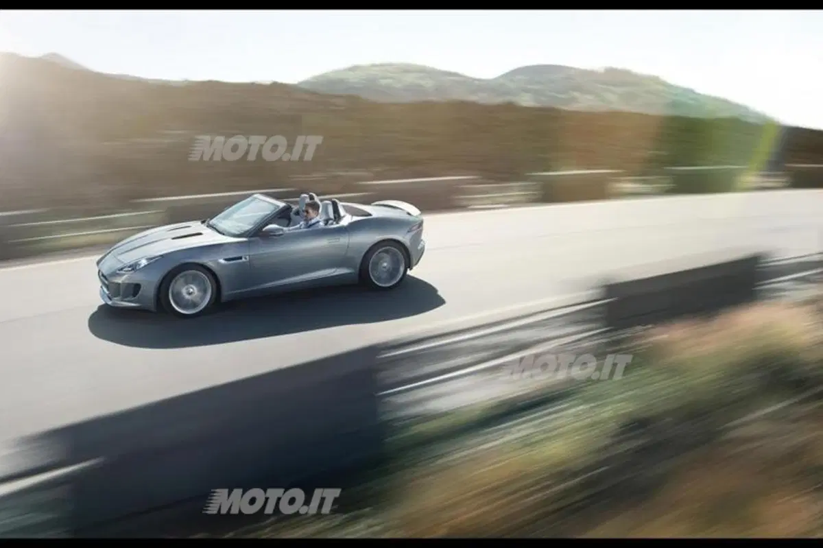 Jaguar F-Type Magazine: una app dedicata alla cabrio britannica (6)