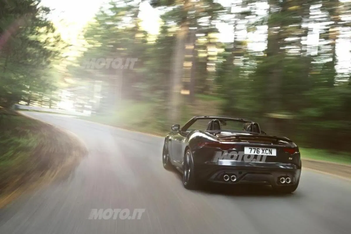 Jaguar F-Type Magazine: una app dedicata alla cabrio britannica (7)