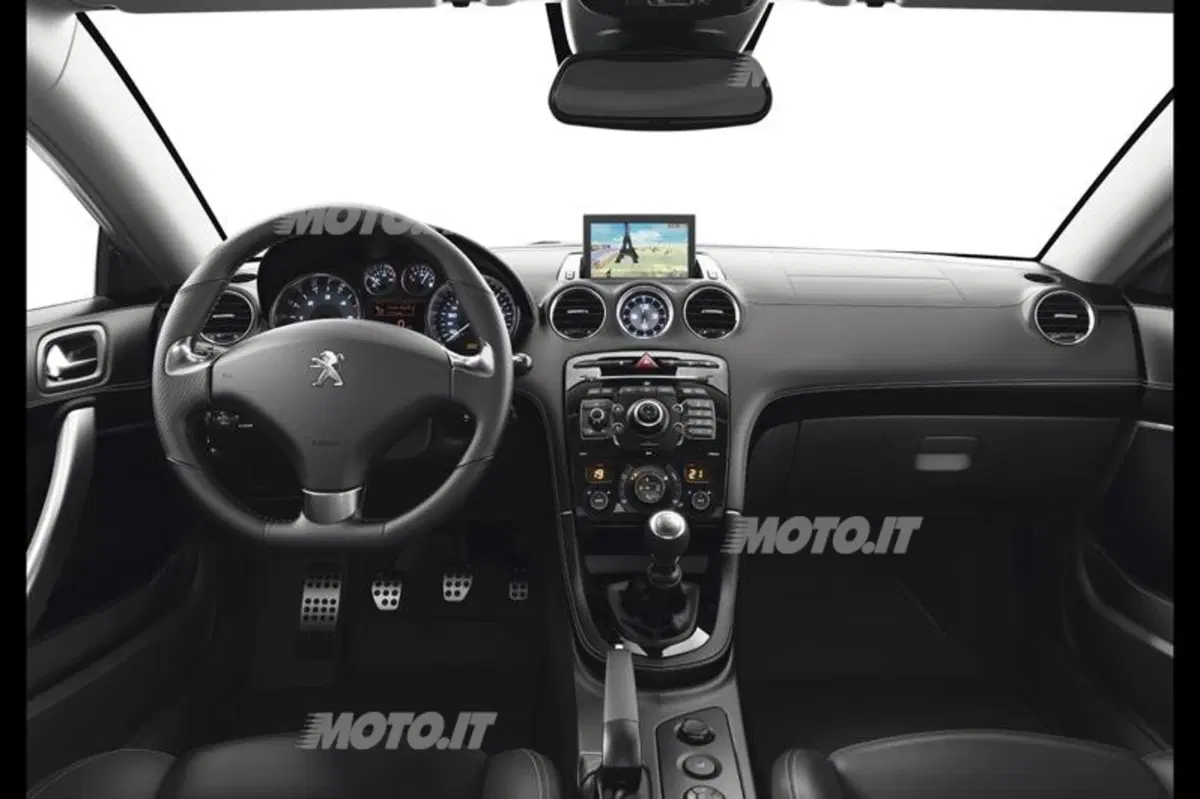 Peugeot RCZ restyling: listino prezzi (12)