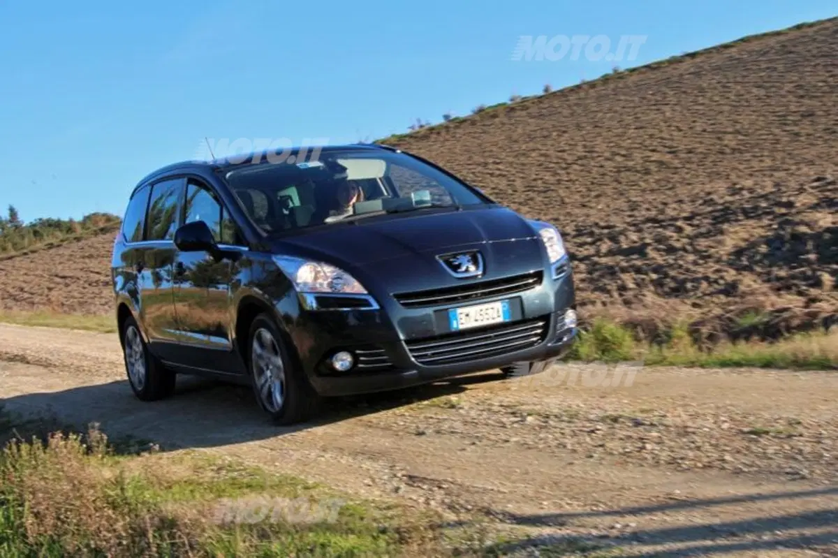 Peugeot 5008 (7)