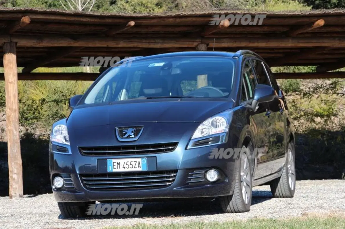 Peugeot 5008 (16)