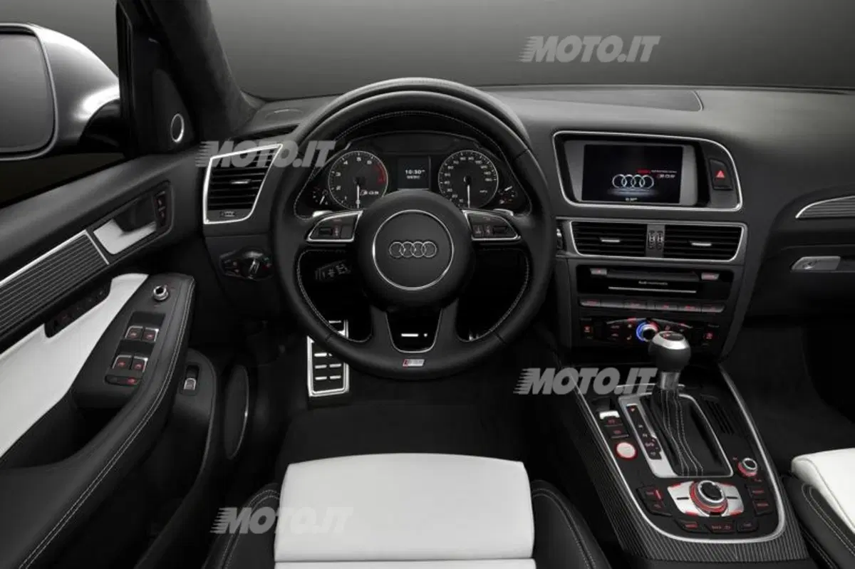 Audi SQ5 TFSI. Ora la versione sportiva è anche a benzina (9)