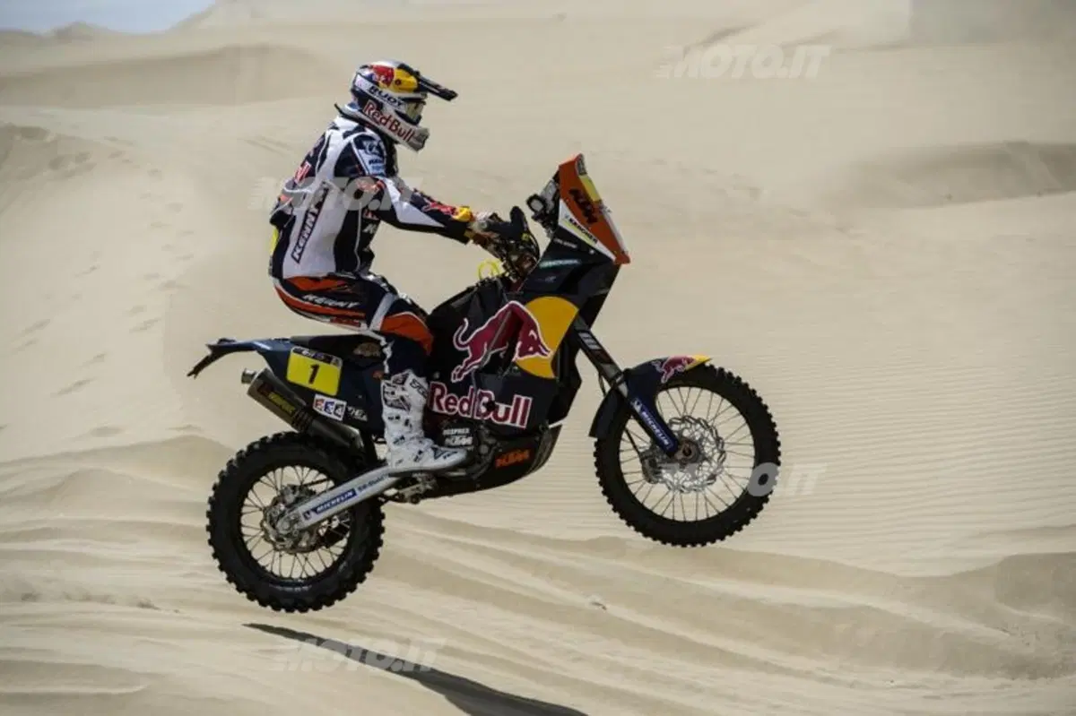 Dakar 2013, Tappa 4. Vincono Barreda (Husqvarna) e Al-Attiya (Red Bull Buggy) (31)