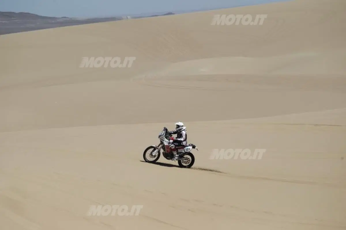 Dakar 2013, Tappa 4. Vincono Barreda (Husqvarna) e Al-Attiya (Red Bull Buggy) (44)