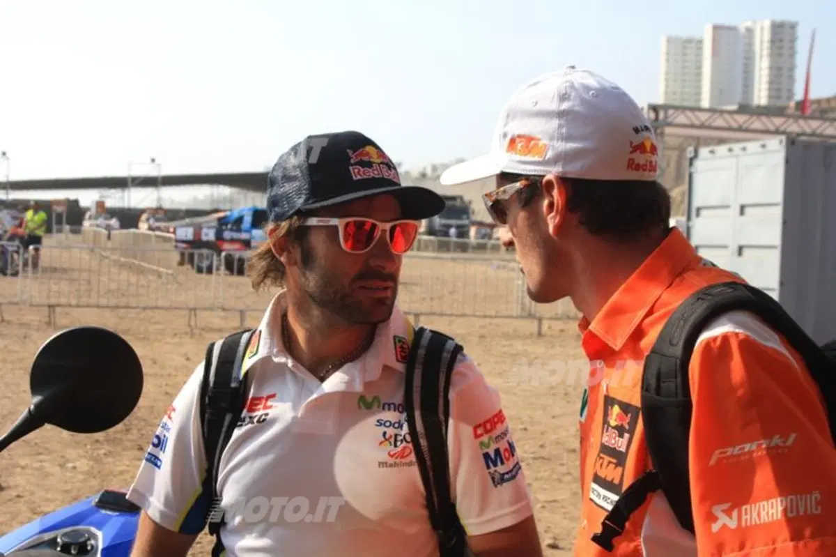 Dakar 2013, Tappa 4. Vincono Barreda (Husqvarna) e Al-Attiya (Red Bull Buggy) (60)