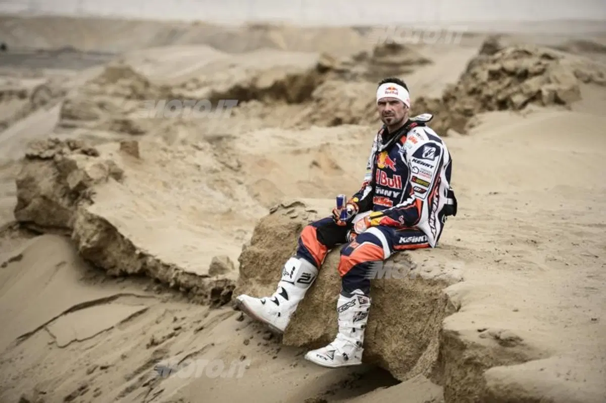 Dakar 2013, Tappa 4. Vincono Barreda (Husqvarna) e Al-Attiya (Red Bull Buggy) (78)
