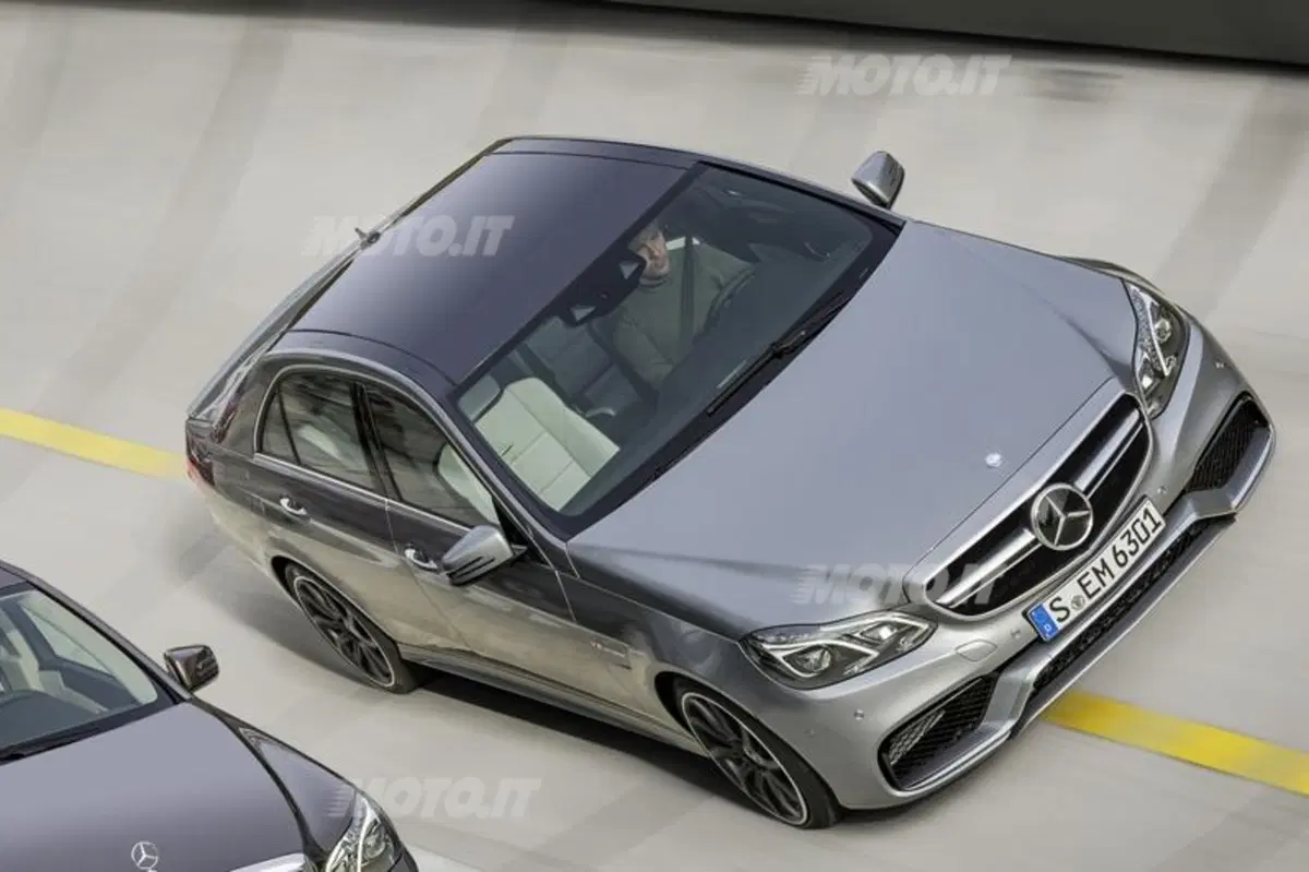 Mercedes-Benz E63 AMG restyling: prima immagine ufficiale
