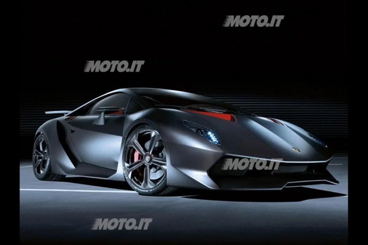 Lamborghini Sesto Elemento: quasi 2 milioni di euro per la sportiva italiana (2)